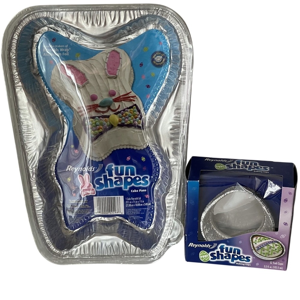 Cute Easter Bunny Cake Pan Set w Lid + 12 Egg Baking‎ Cups Fun Shapes NWT 2006